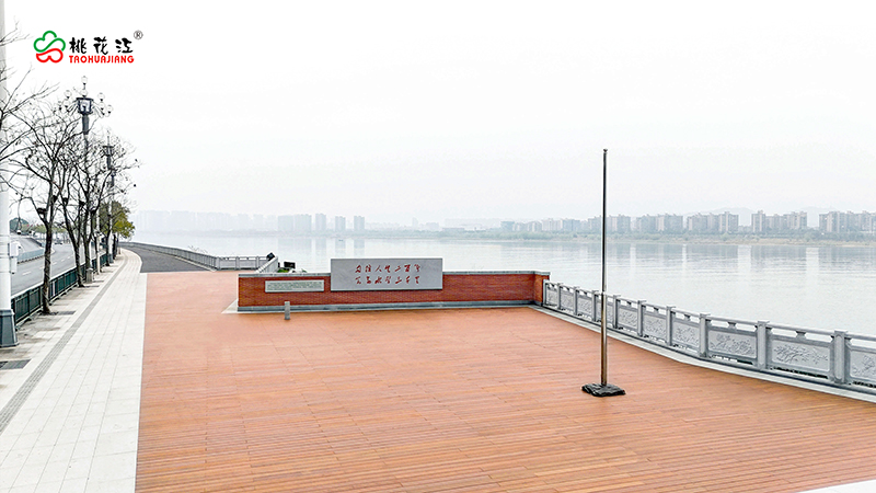 恰同学少年广场